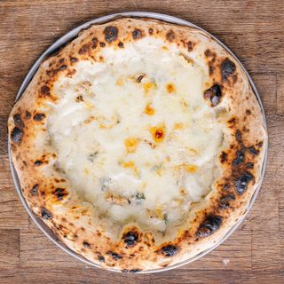 Pizza Quattro Formaggi