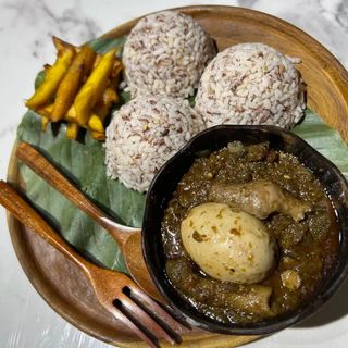Jumbo ofada + assorted