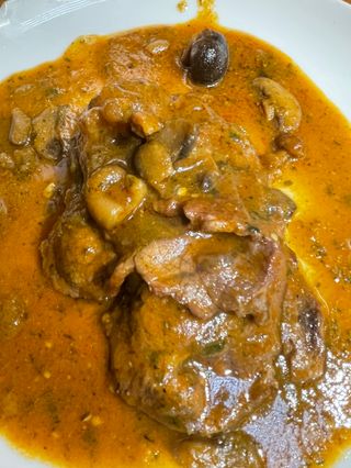 Fricandó de ternera con setas