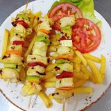 Pileći ražnjići sa povrćem 300gr