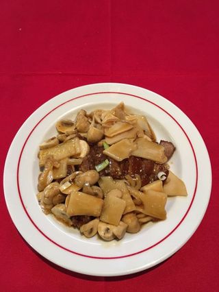 31 - Galinha com Cogumelos e Bambu