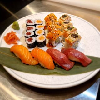 Bandeja Hawái Mix (20 Uds.)