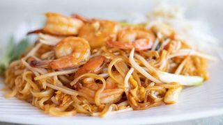 36. Tallarines Salteados Con Gambas