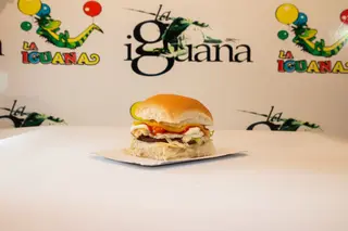 HAMB.DOBLE POLLO IGUANA+BACON