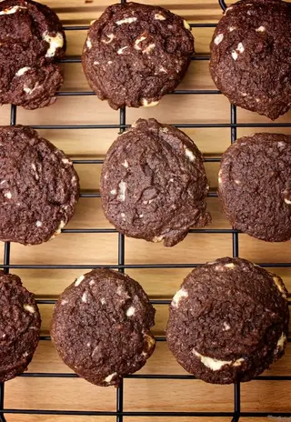 Galleta Chocolate Negro Y Chips