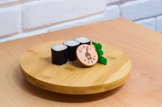 Hoso Maki Kani