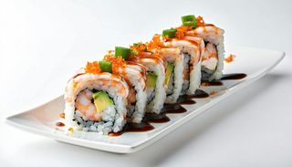 U11. Uramaki tempura gamberoni fritti