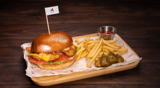 Бургер з куркою та беконовим джемом комбо