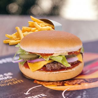 Meniu Classic One Beef cu cartofi