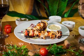 FRIGARUI DE PUI CU LEGUME