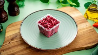 Krem sladoled crni ribizl