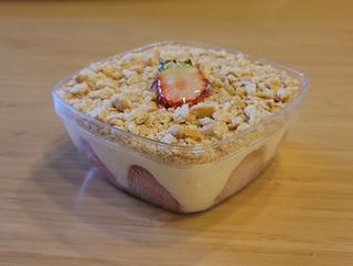 Magnolia with strawberry