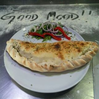 Calzone de atún