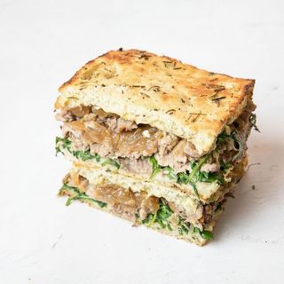 Focaccia Roast Beef