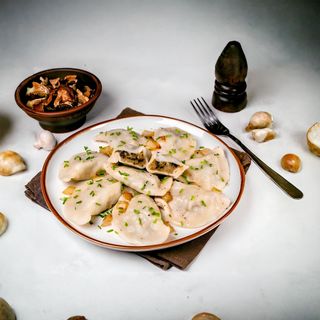 New!!  Pierogi z ziemniakami i wątrobą (10 szt.)