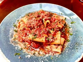 Pacaro al ragu napoletano