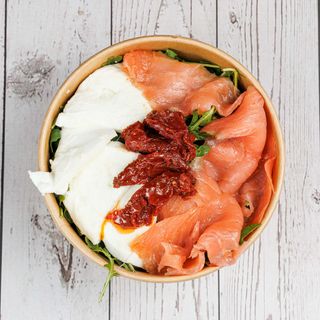 Insalata N 7. Rucola, Salmone Affumicato, Mozzarella di Bufala