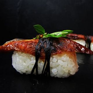 Нигири Змиорка (70г)