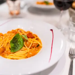 Spaghetti ai tre pomodorini