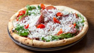 Prima Donna pizza srednja