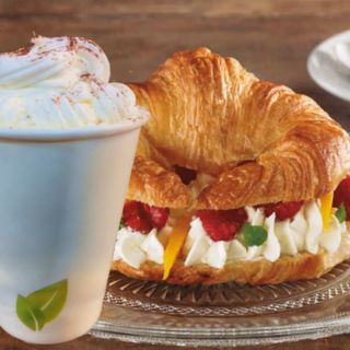 Menú Río Bravo 1 Croissant Dulce + 1 Café Premium Refrescante