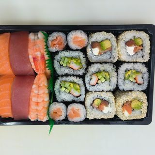 21-I Khalo 18 Piezas