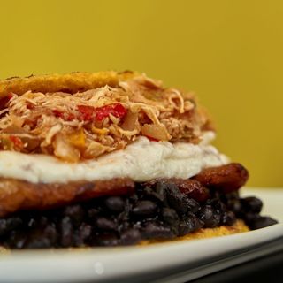 Cachapa de Pabellón de Pollo