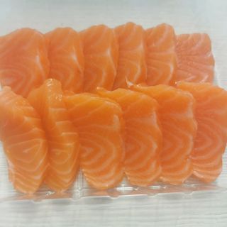 72a, sashimi salnone 12pz