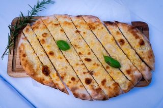 Focaccia cu parmesan