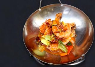 83. Dry pot squid gamberoni