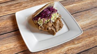 Kebab Średni w Bułce z Kurczakiem