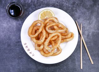 108. Калмари пане