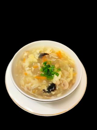 Supă de ciuperci cu ou