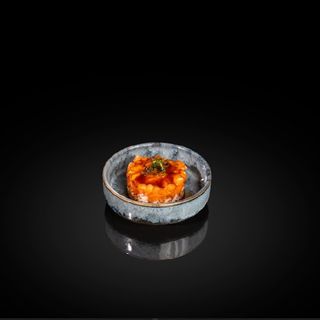 124A.Tartar De Salmón