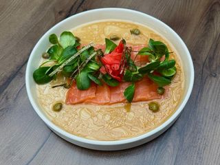 Салат Сашимі з шотланським лососем 330г