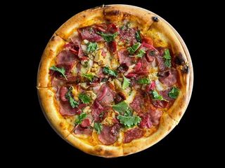Піца мясний бум