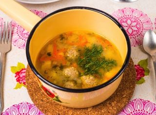 Куриный суп с фрикадельками