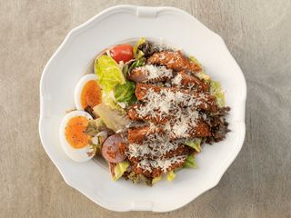 Цезар зі шніцелем (310g)
