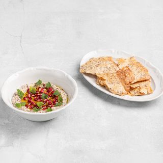 Мутабаль, чипсы на закваске