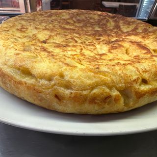 Plato De Tortilla Española Entera