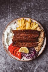 Plato De Lukaniko De Aldeas Griegas