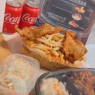 Combo Milanesa De Cerdo Con Patatas Y Ensalada (Para Cuatro Personas)