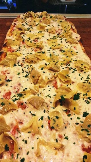 Pizza pala - tonno e carciofini