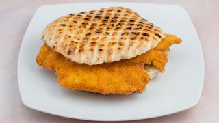 Pohovana piletina u lepinji