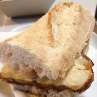 Bocadillo De Lomo Con Queso