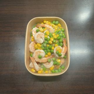 97. Gamberi con piselli