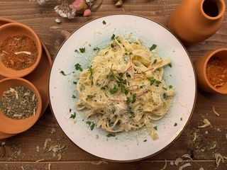 ტრუფელის პასტა ნიგვზით