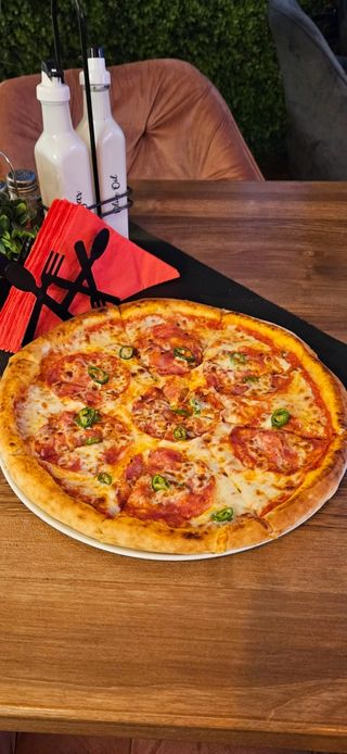 Pizza Diavola Ø 32cm