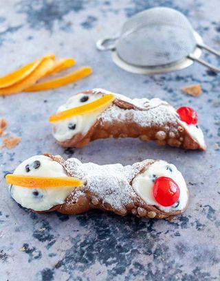 2 Cannoli Grandi Con Ricotta Fresca