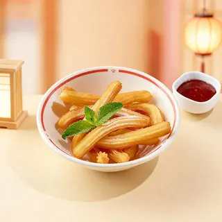 Чуррос с клюквенным соусом